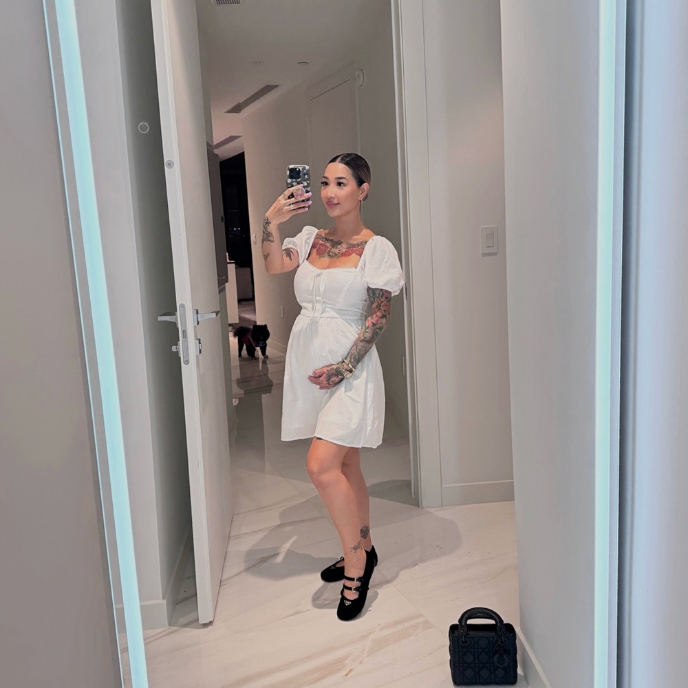 WHITE DRESS - Picture 2 of 3